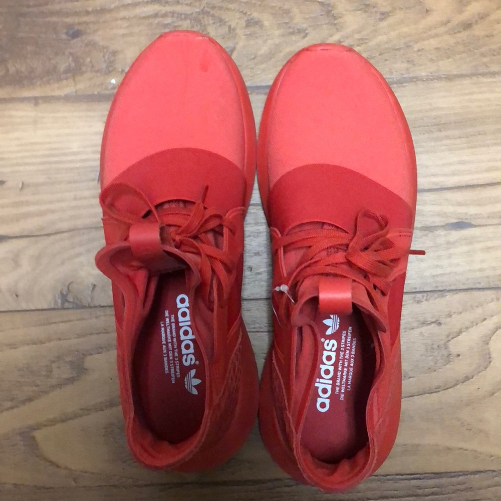Adidas tubular